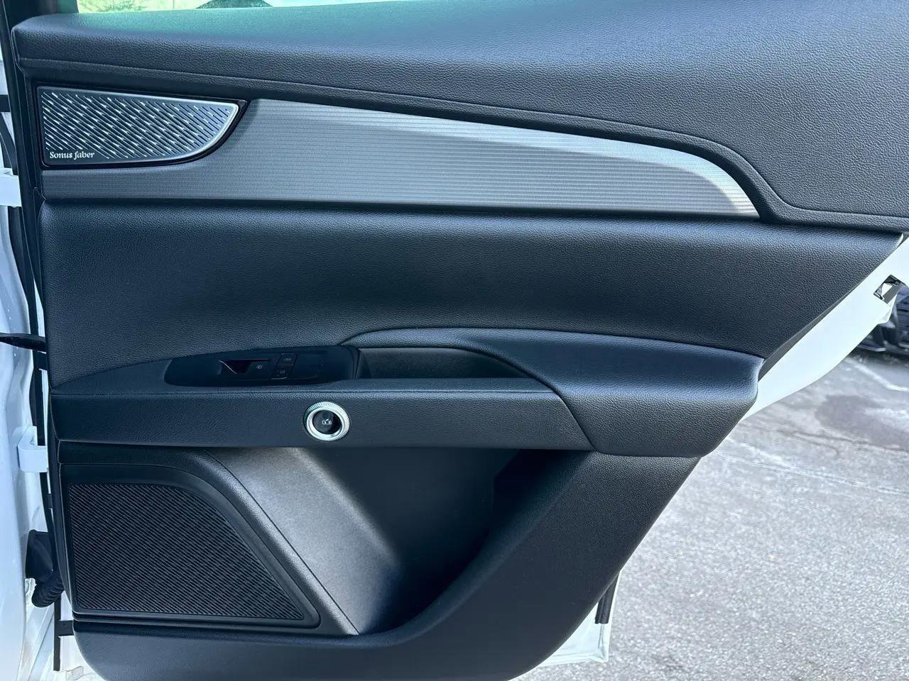 Used 2023 Maserati Grecale GT image 32