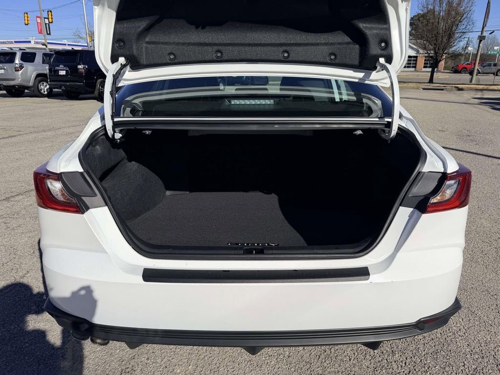 Certified 2025 Toyota Camry SE w/ Convenience Package image 15