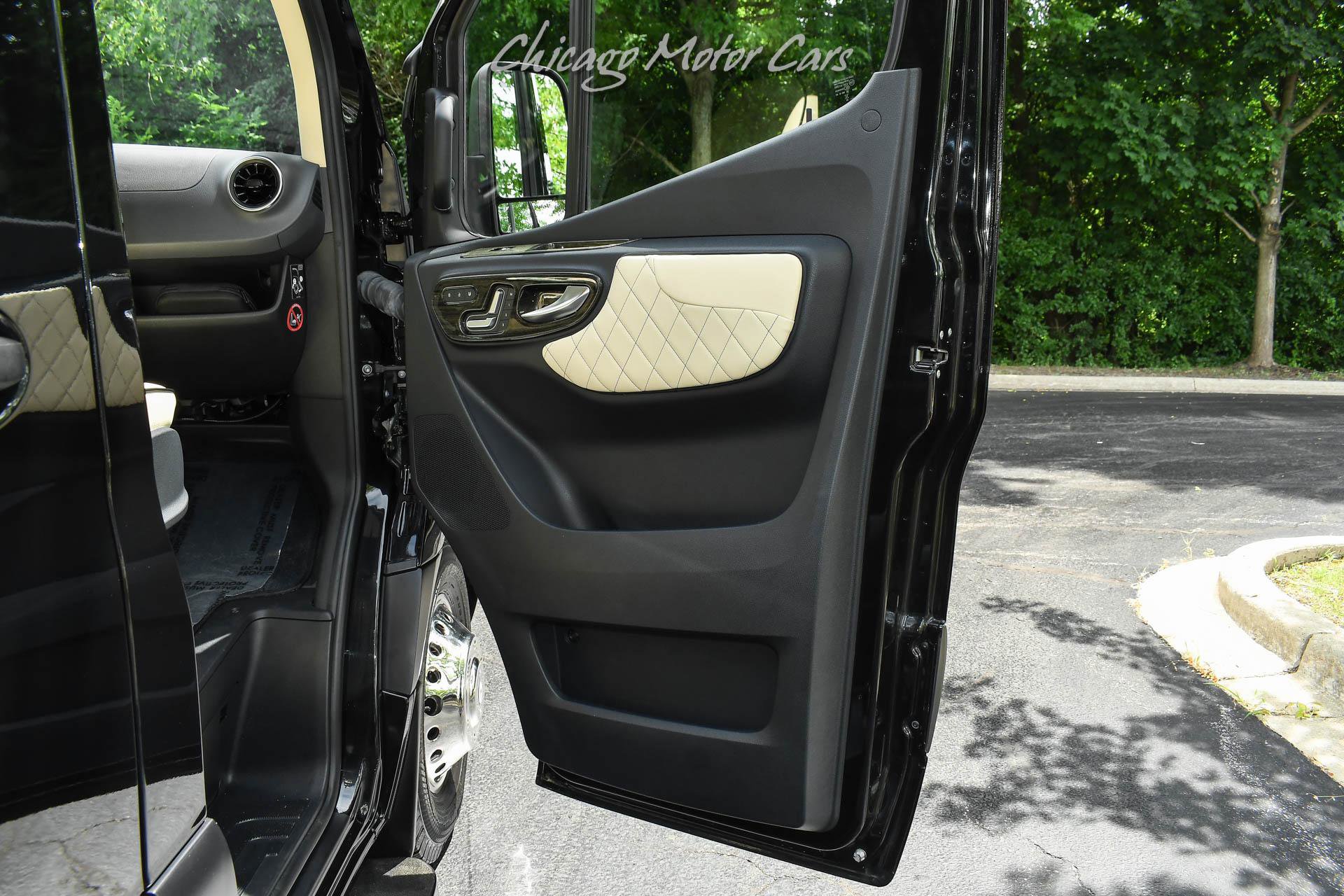 Used 2023 Mercedes-Benz Sprinter 3500 image 31