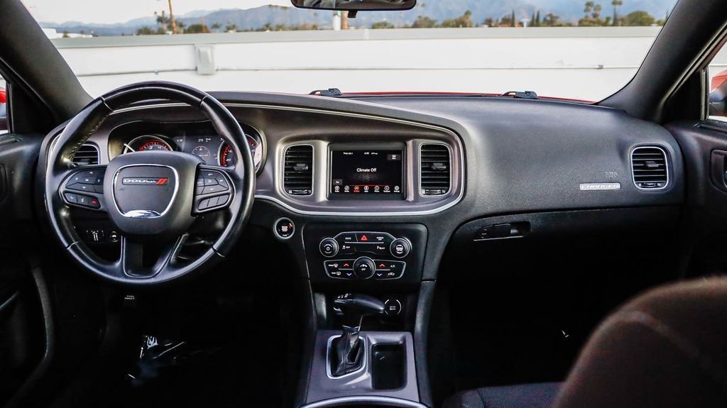 Used 2022 Dodge Charger SXT image 13