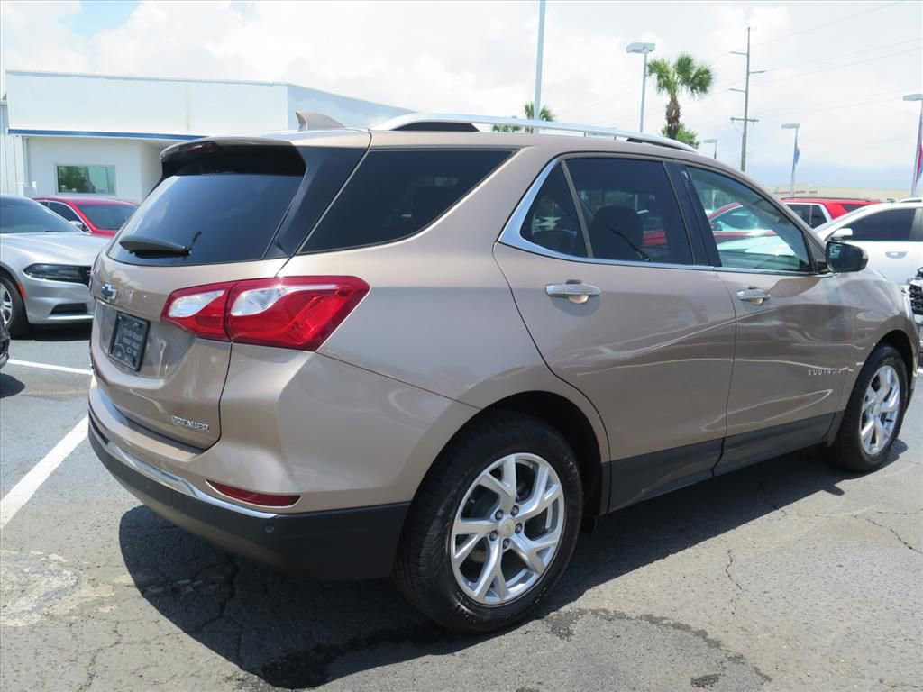 Used 2019 Chevrolet Equinox Premier FWD image 3