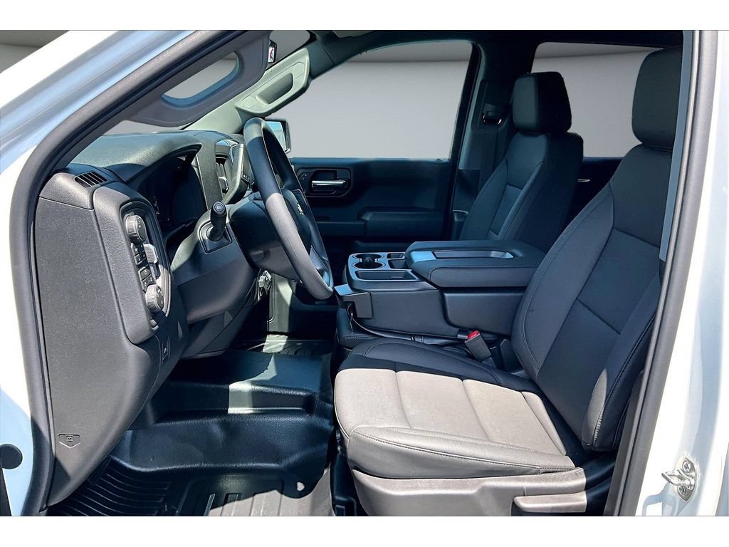 New 2026 Chevrolet Silverado 1500 W/T w/ WT Value Package AWD/4WD image 10
