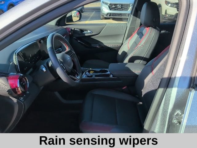 Used 2025 Chevrolet Equinox RS image 12