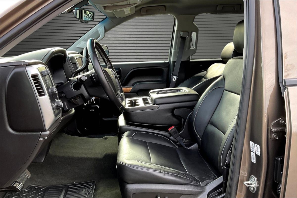 Used 2014 Chevrolet Silverado 1500 LTZ AWD/4WD image 22