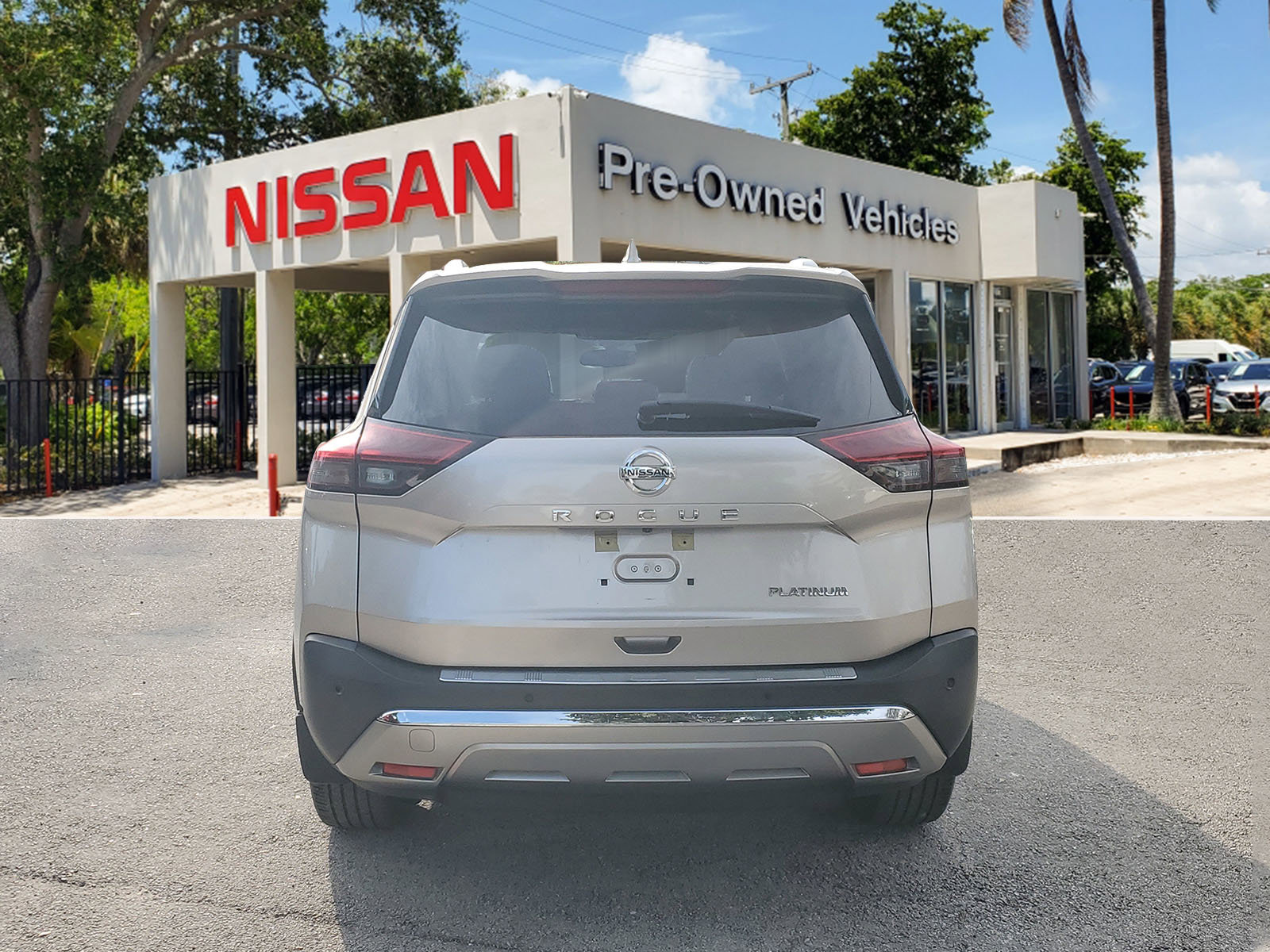 Certified 2021 Nissan Rogue Platinum image 5