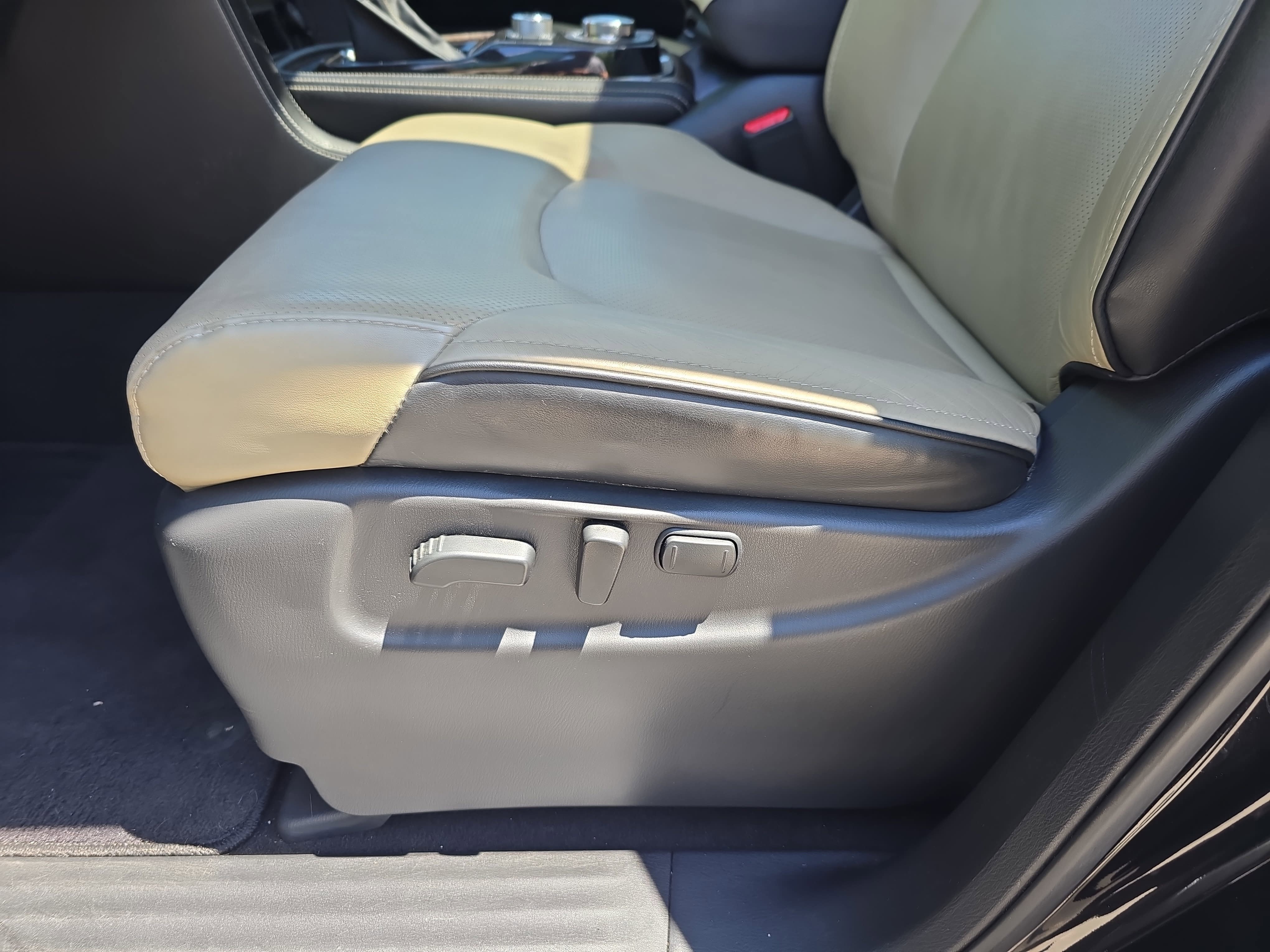 Used 2021 INFINITI QX80 Premium Select w/ Cargo Package AWD/4WD image 29