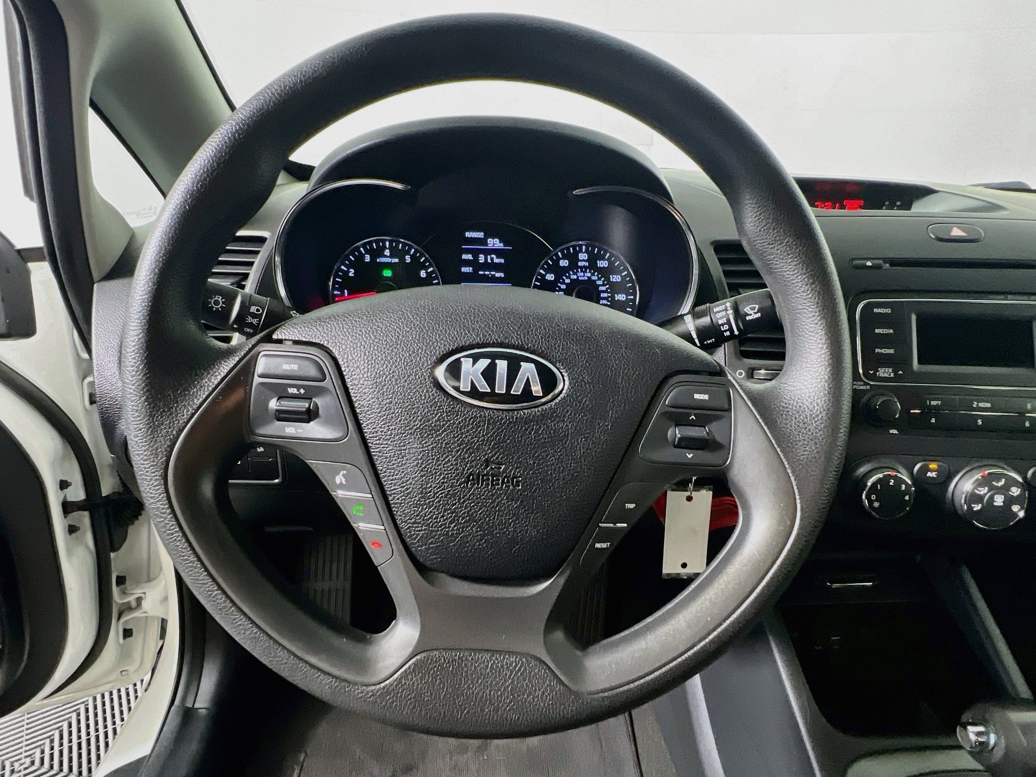 Used 2016 Kia Forte LX FWD image 16