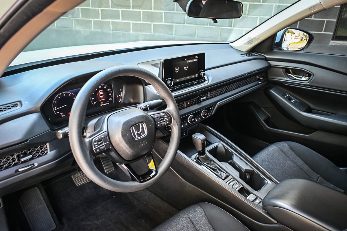 Used 2024 Honda Accord EX image 9