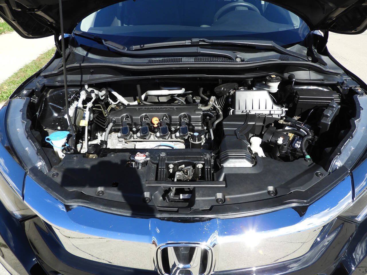 Used 2020 Honda HR-V LX image 13