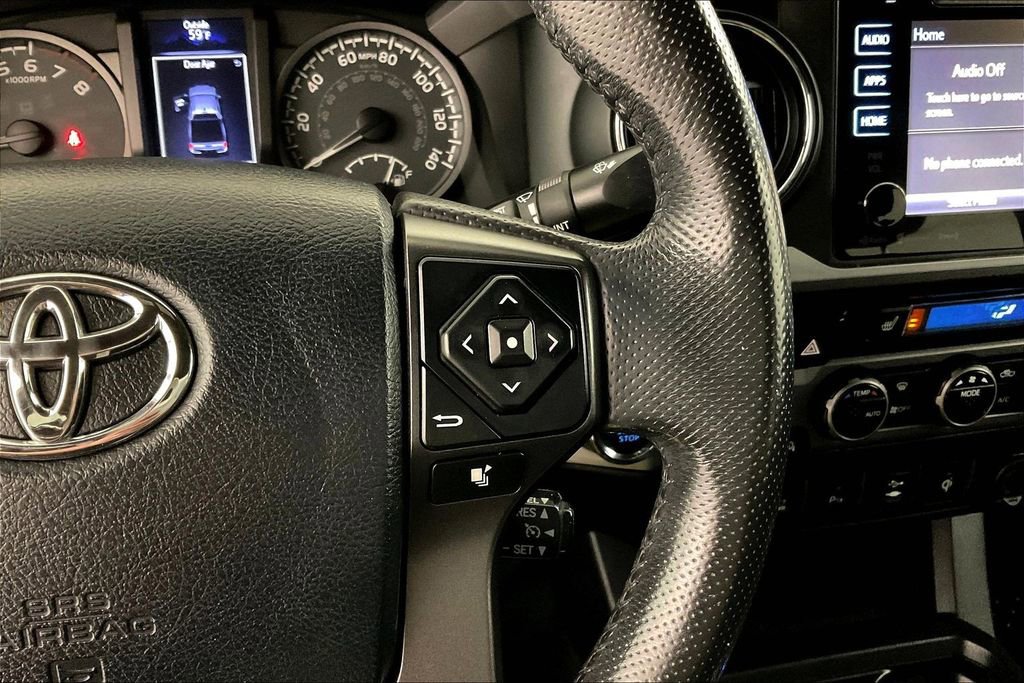 Used 2017 Toyota Tacoma TRD Off-Road w/ Premium & Technology Package image 12