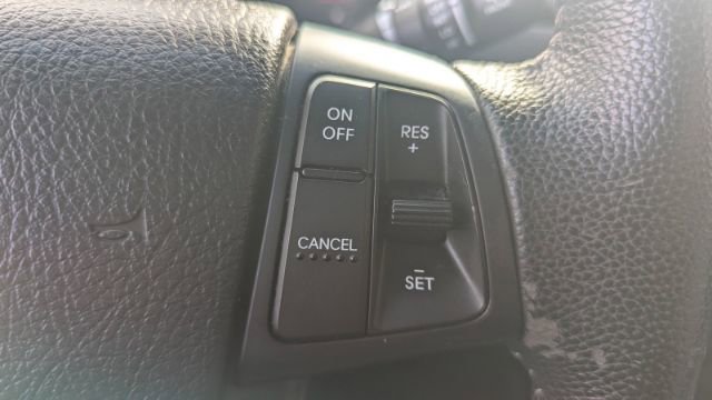 Used 2011 Kia Sorento SX image 30