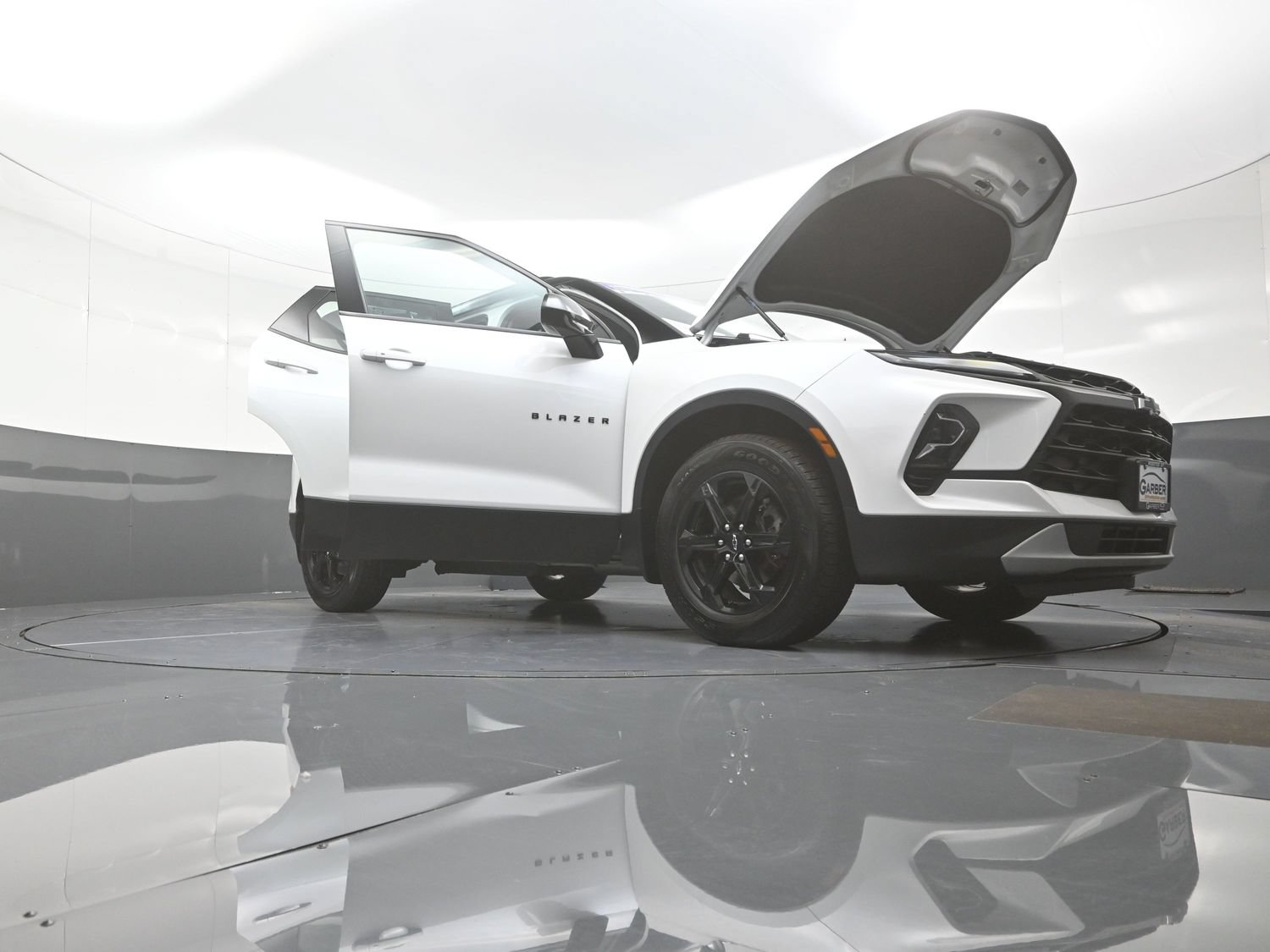Used 2024 Chevrolet Blazer LT w/ Convenience Package AWD/4WD image 9
