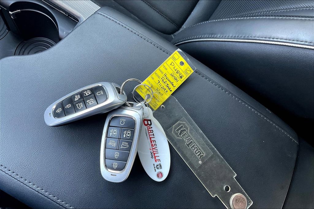 Used 2024 Hyundai Palisade Calligraphy image 10