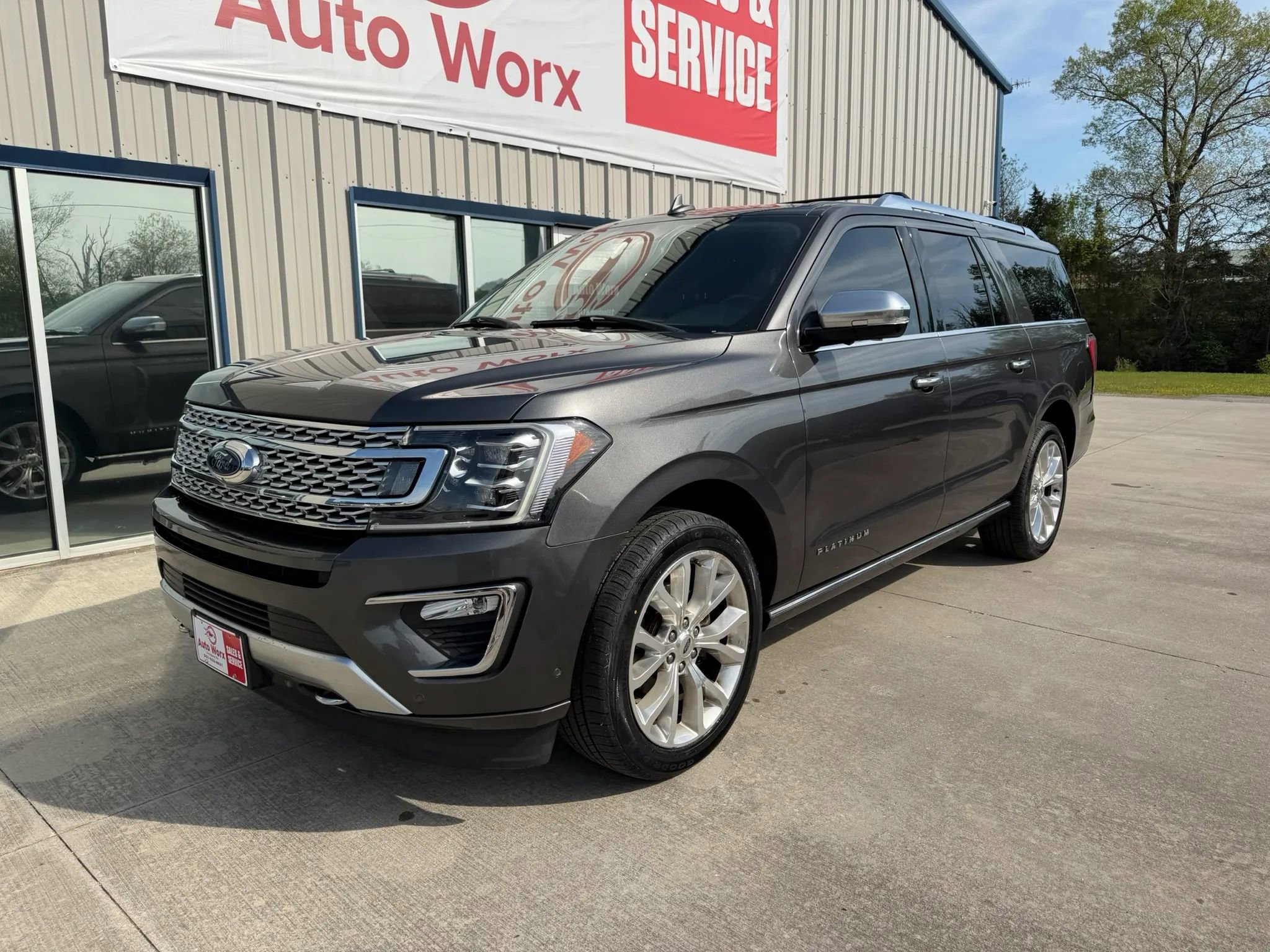 Used 2018 Ford Expedition Max Platinum image 37