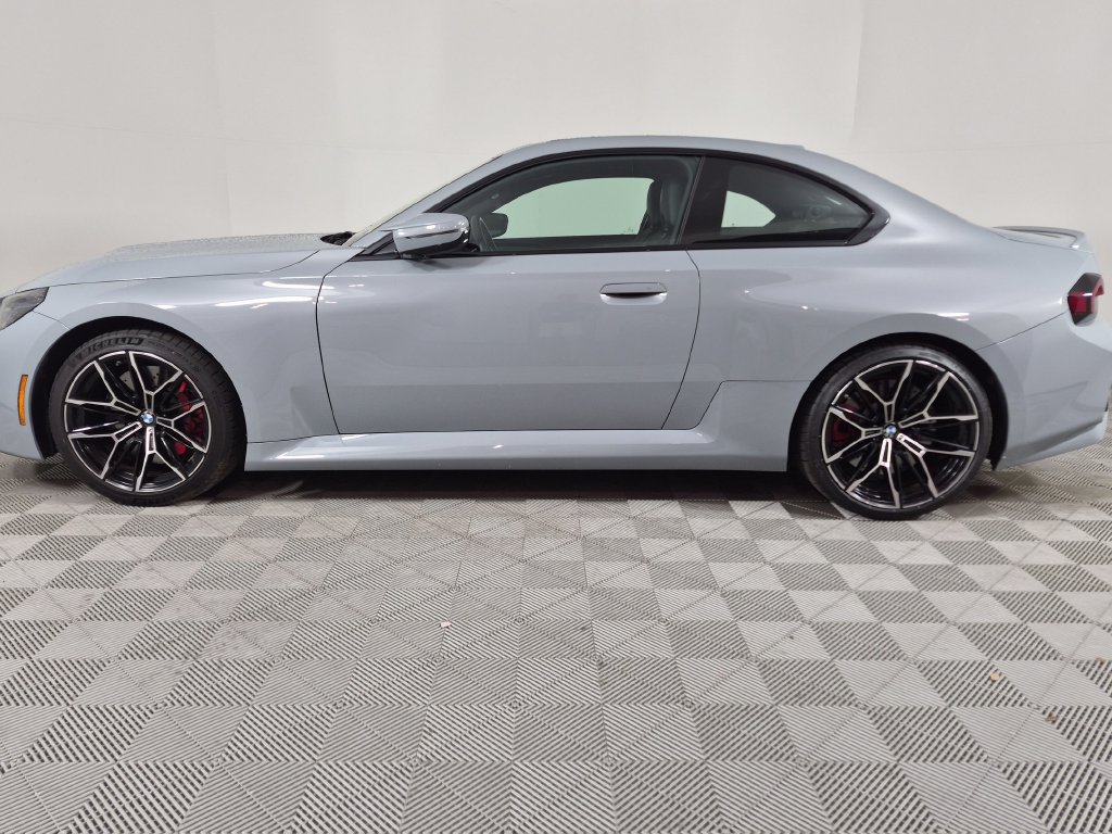 Used 2024 BMW M2 w/ Lighting Package RWD image 6