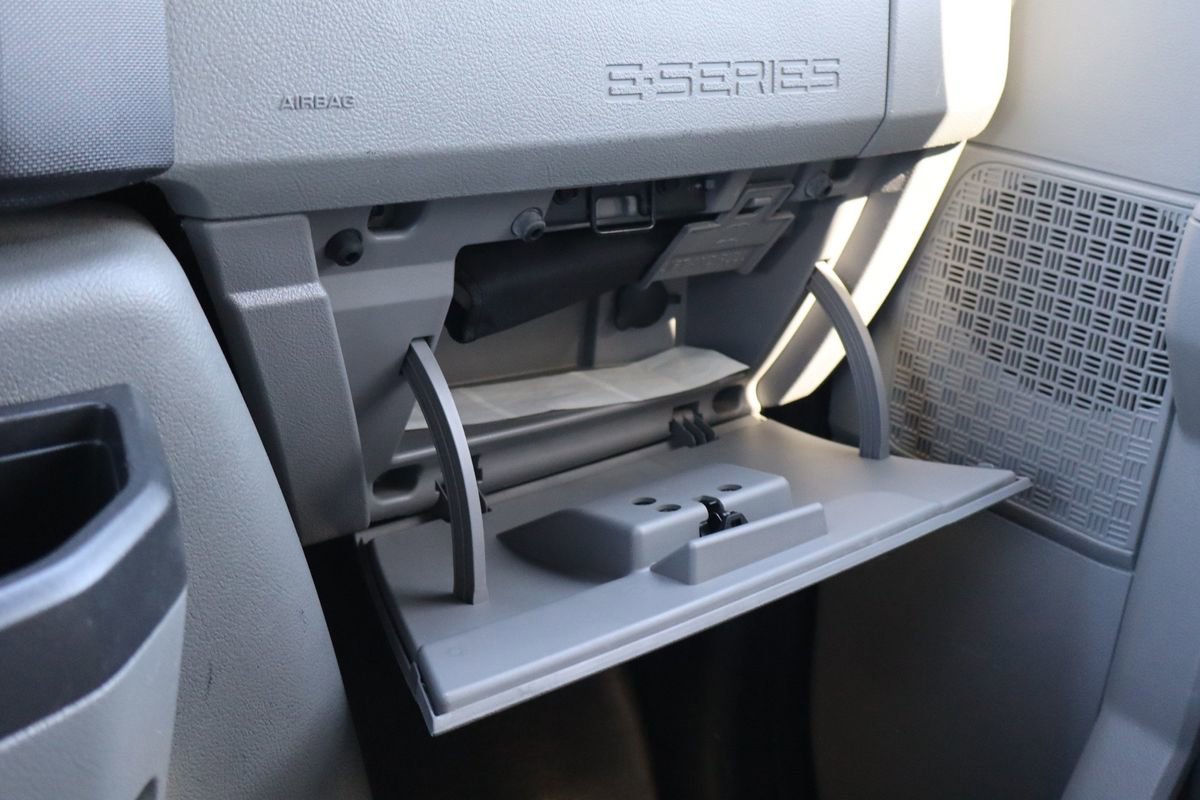 Used 2012 Ford E-350 and Econoline 350 XLT image 37