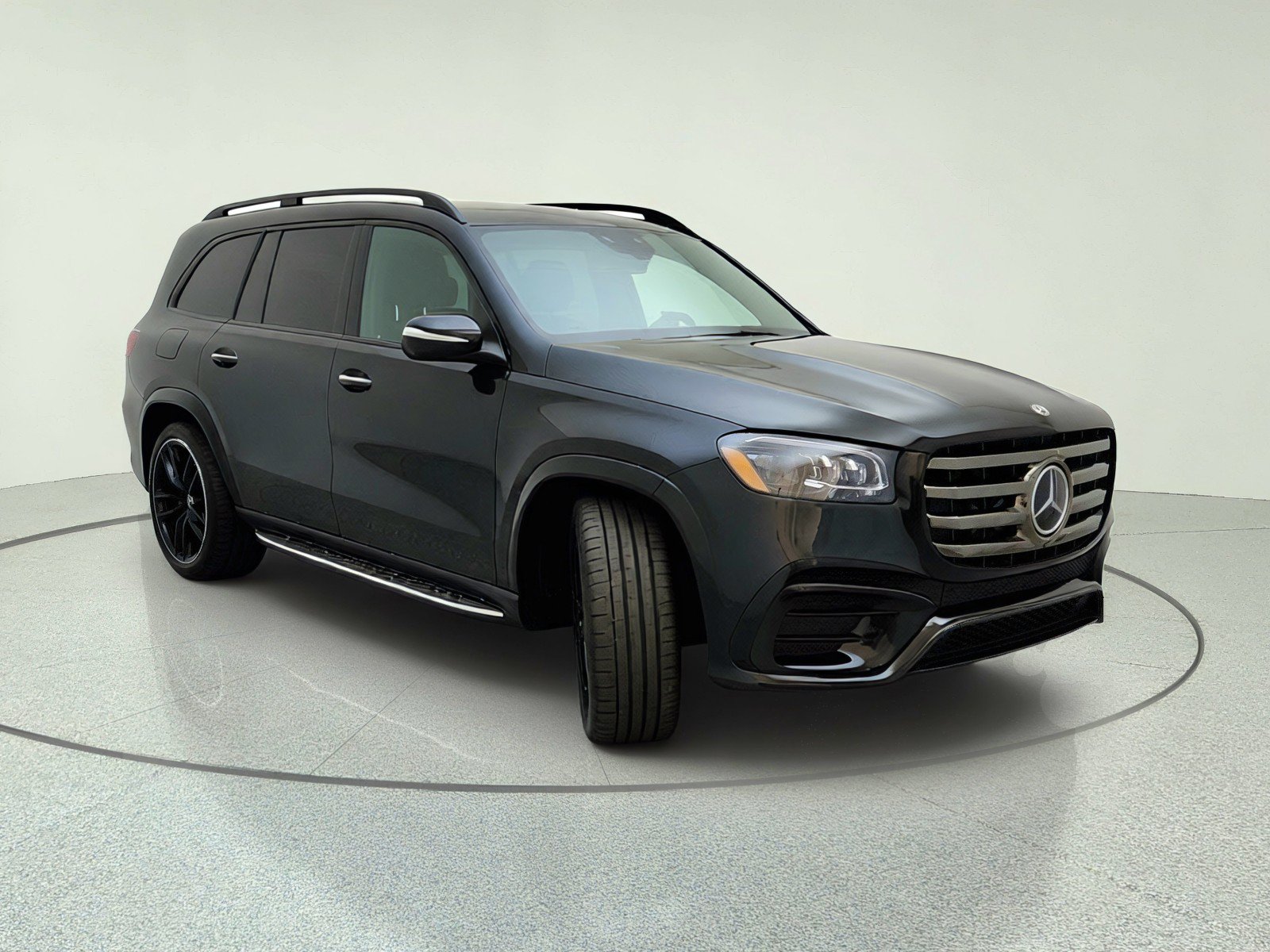 Certified 2026 Mercedes-Benz GLS 450 4MATIC w/ AMG Line Exterior image 8
