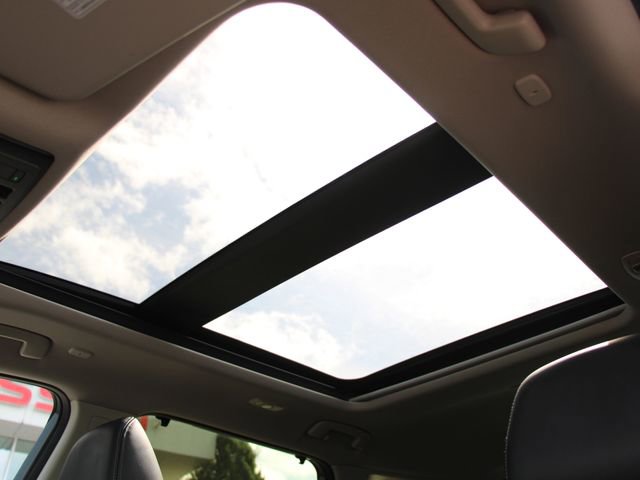 Certified 2023 Nissan Rogue Platinum FWD image 20