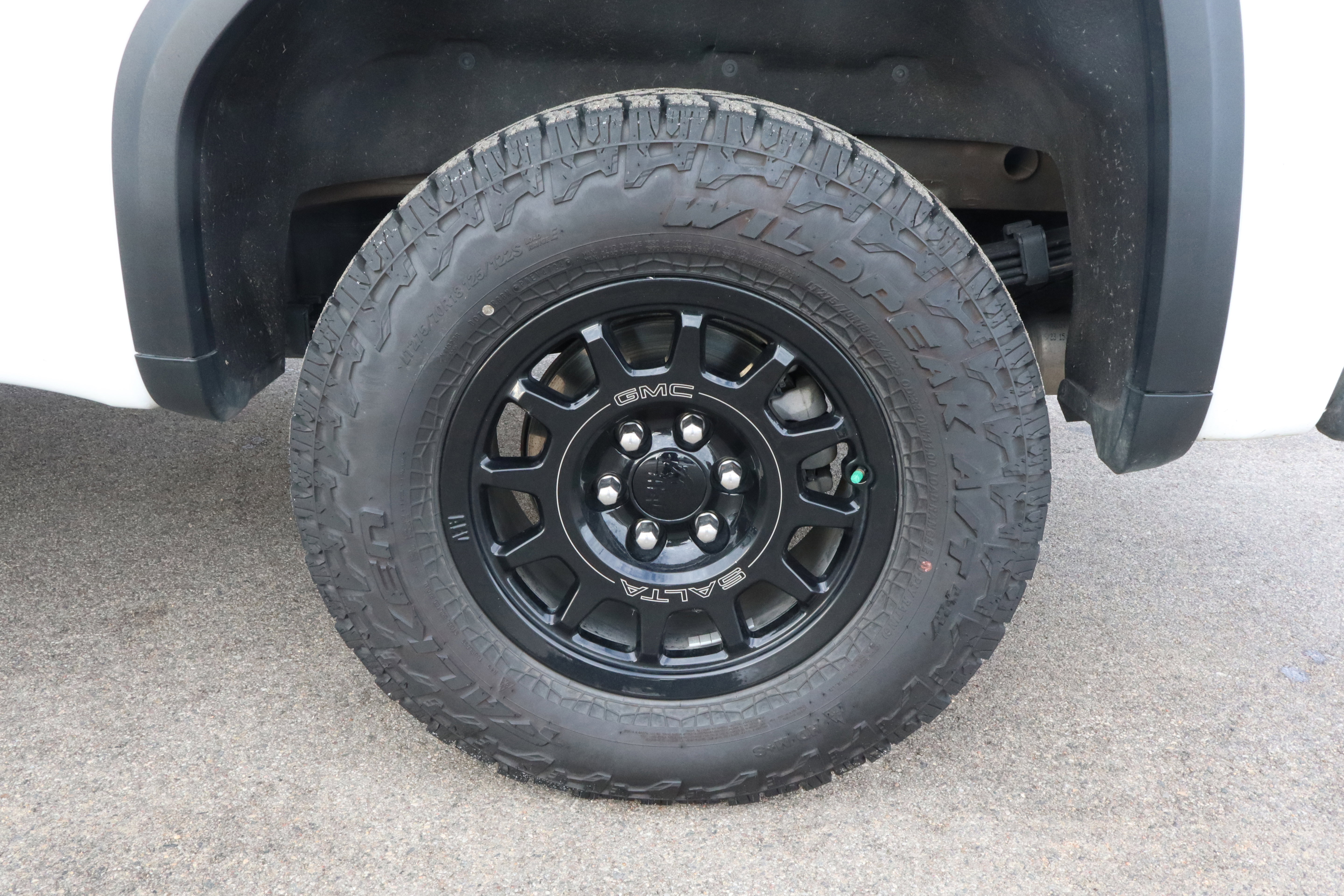 Certified 2023 GMC Sierra 1500 AT4X w/ AT4X AEV Edition image 22