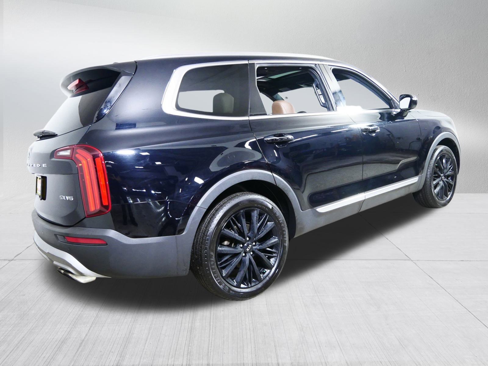 Used 2020 Kia Telluride SX w/ SX Prestige Package image 7