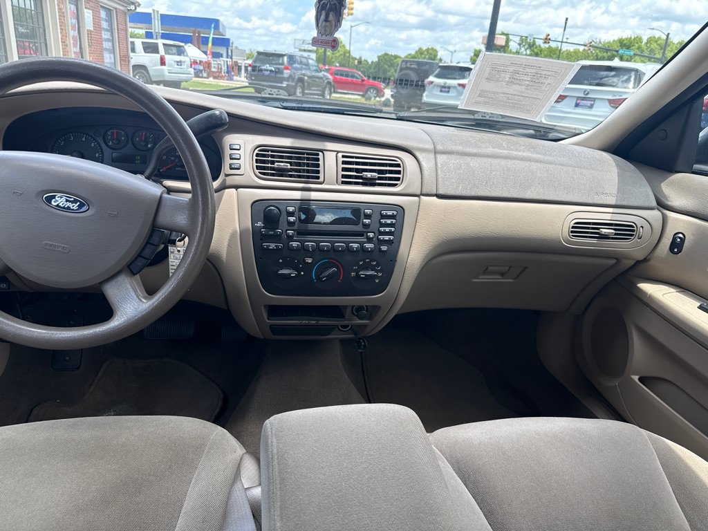 Used 2007 Ford Taurus SE FWD image 12