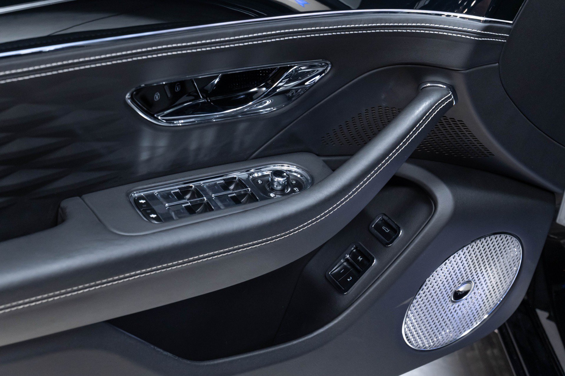Used 2020 Bentley Flying Spur W12 AWD/4WD image 13