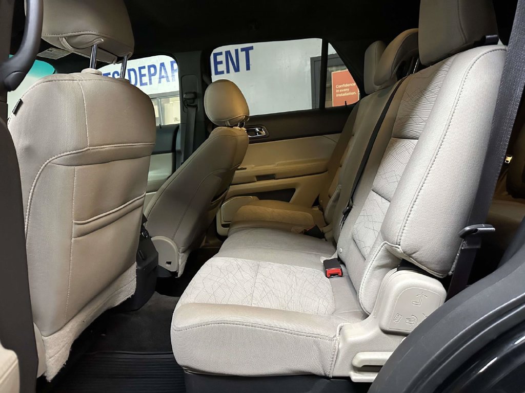 Used 2013 Ford Explorer 4WD image 17