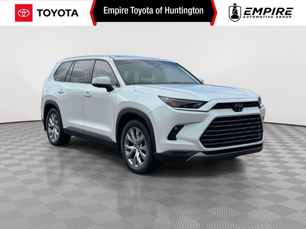 Used 2024 Toyota Grand Highlander AWD Hybrid image 1