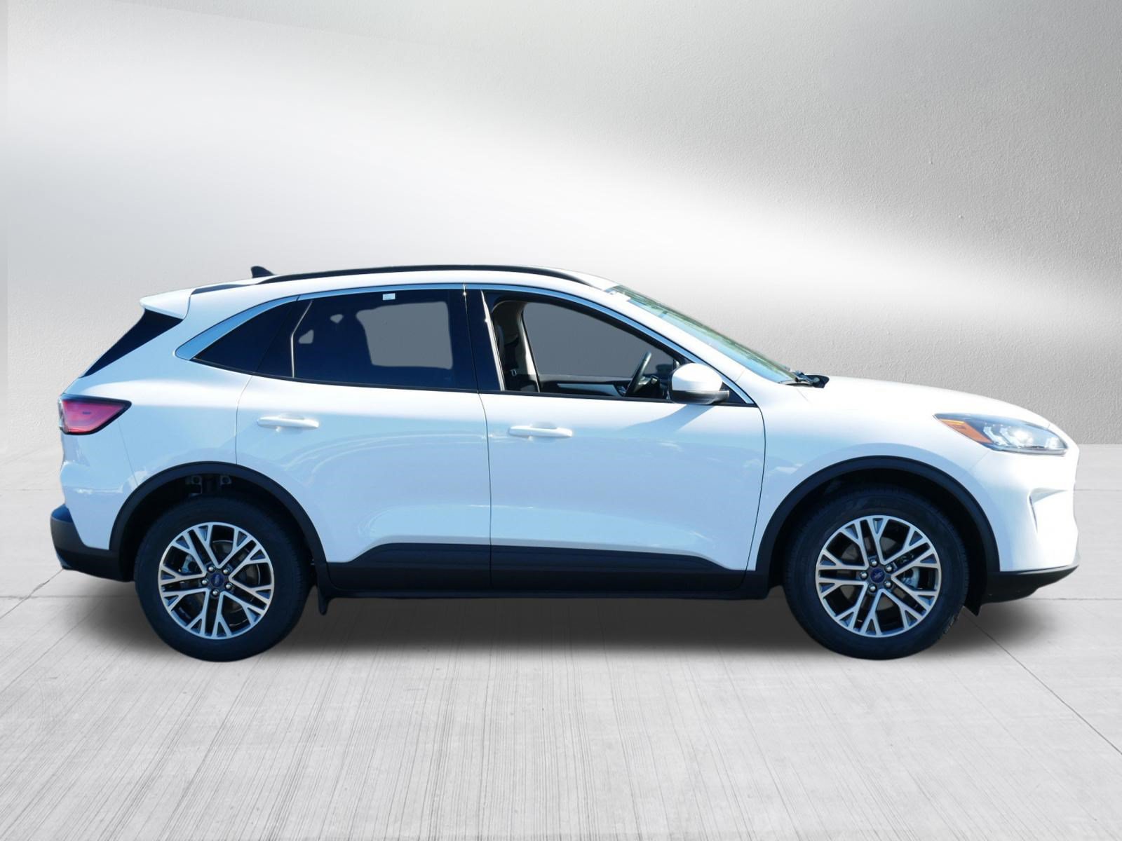 Used 2020 Ford Escape SEL AWD/4WD image 8