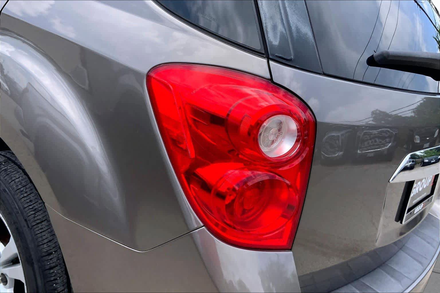 Used 2011 Chevrolet Equinox LTZ FWD image 26