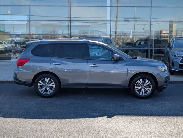 Used 2019 Nissan Pathfinder SL image 9