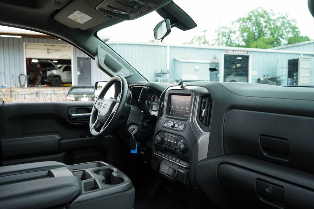 Used 2021 Chevrolet Silverado 1500 Custom w/ LPO, Dark Essentials Package AWD/4WD image 14