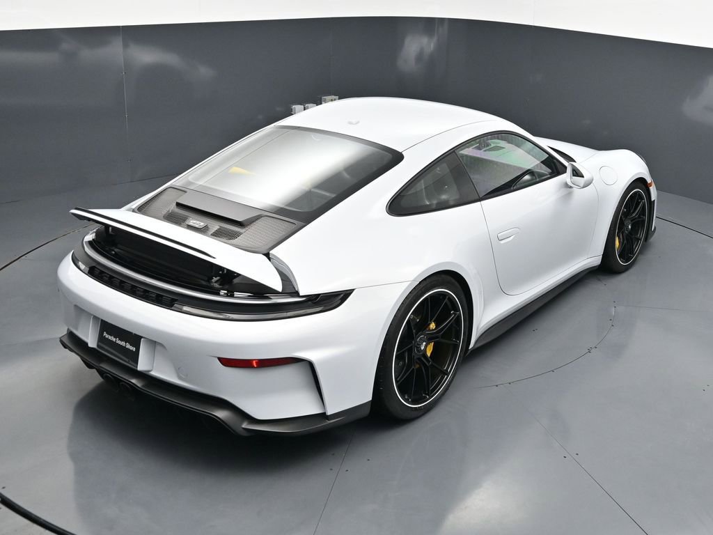 Certified 2025 Porsche 911 GT3 RWD image 16
