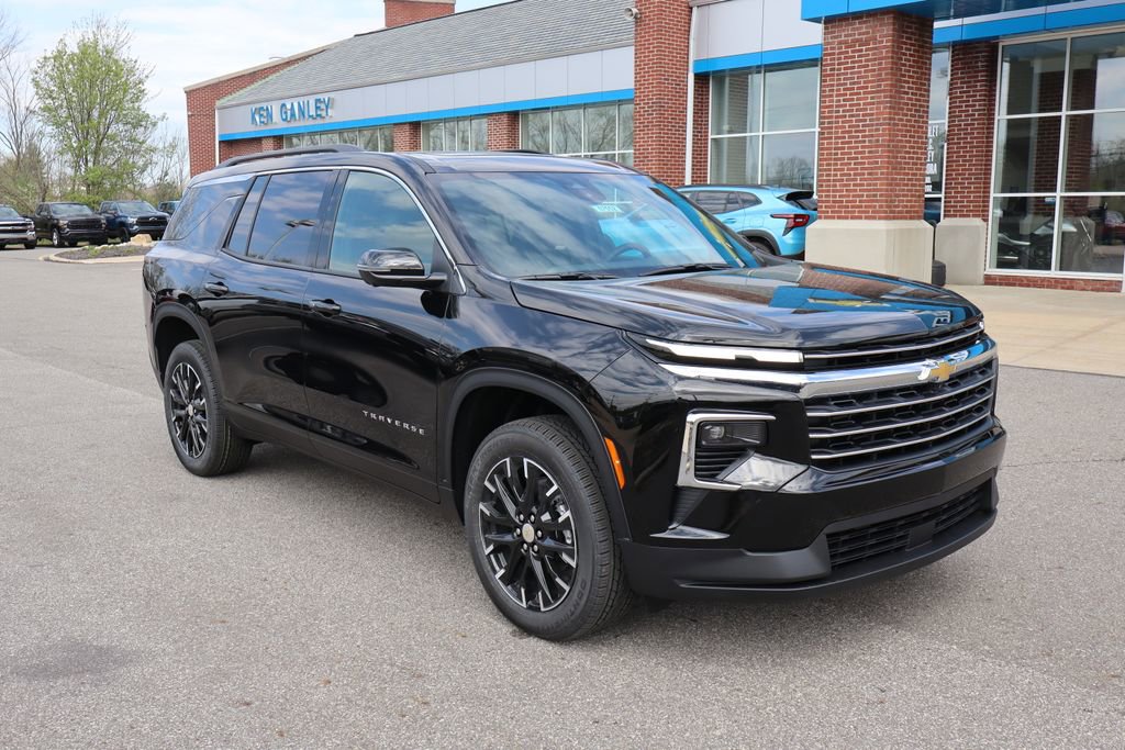 New 2026 Chevrolet Traverse LT FWD image 4