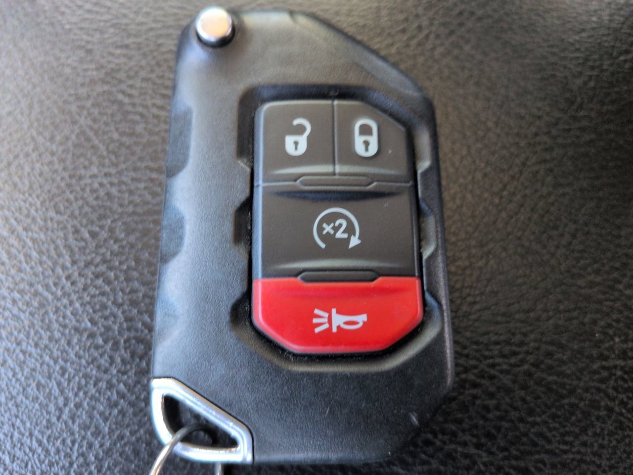 Used 2022 Jeep Gladiator Sport AWD/4WD image 29