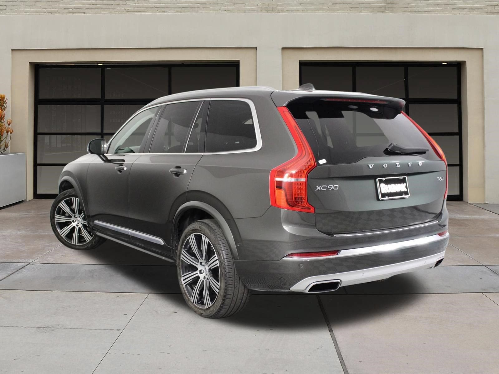 Used 2021 Volvo XC90 T6 Inscription w/ Advanced Package AWD/4WD image 2