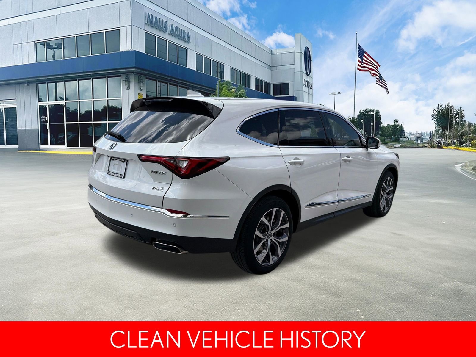 Used 2024 Acura MDX FWD w/ Technology Package image 4