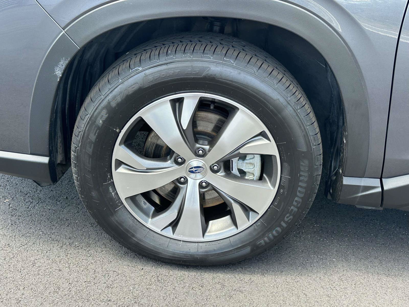 Used 2022 Subaru Ascent Premium w/ Convenience Package AWD/4WD image 28