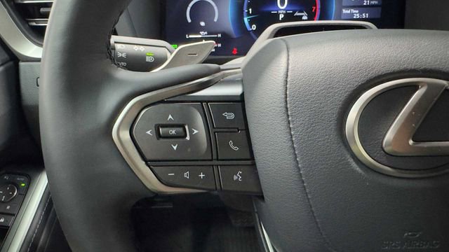 Used 2025 Lexus GX 550 550 Premium w/ Accessory Package (2T) image 33