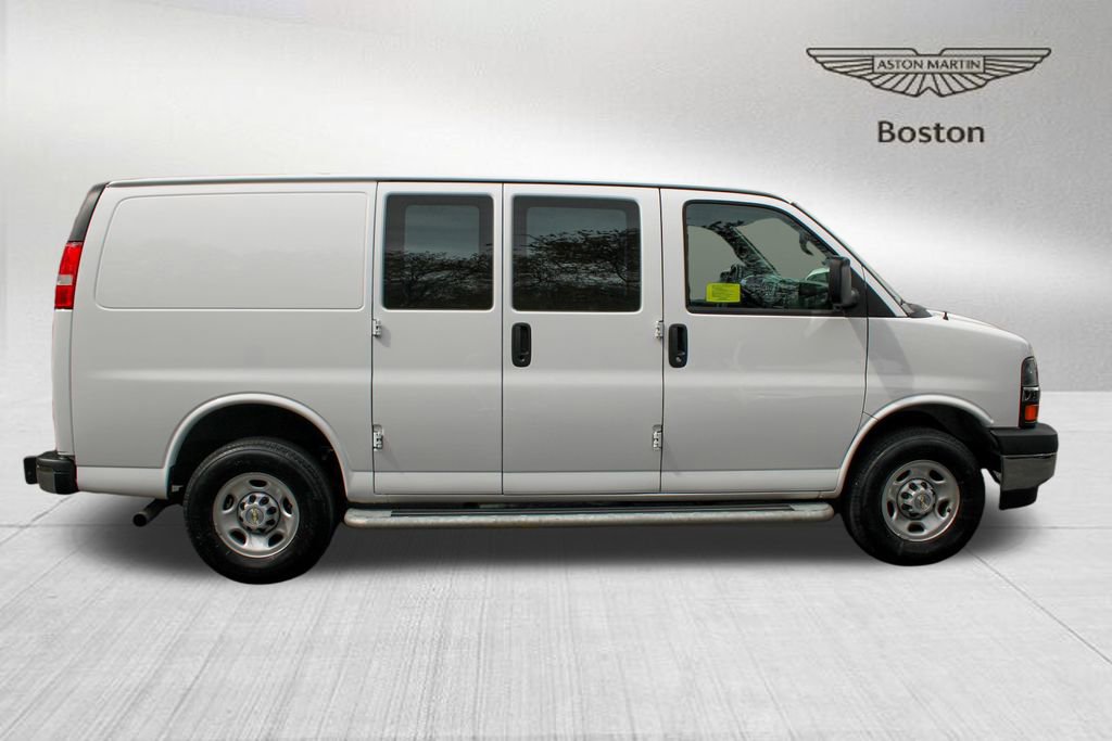 Used 2024 Chevrolet Express 2500 w/ Driver Convenience Package RWD image 3