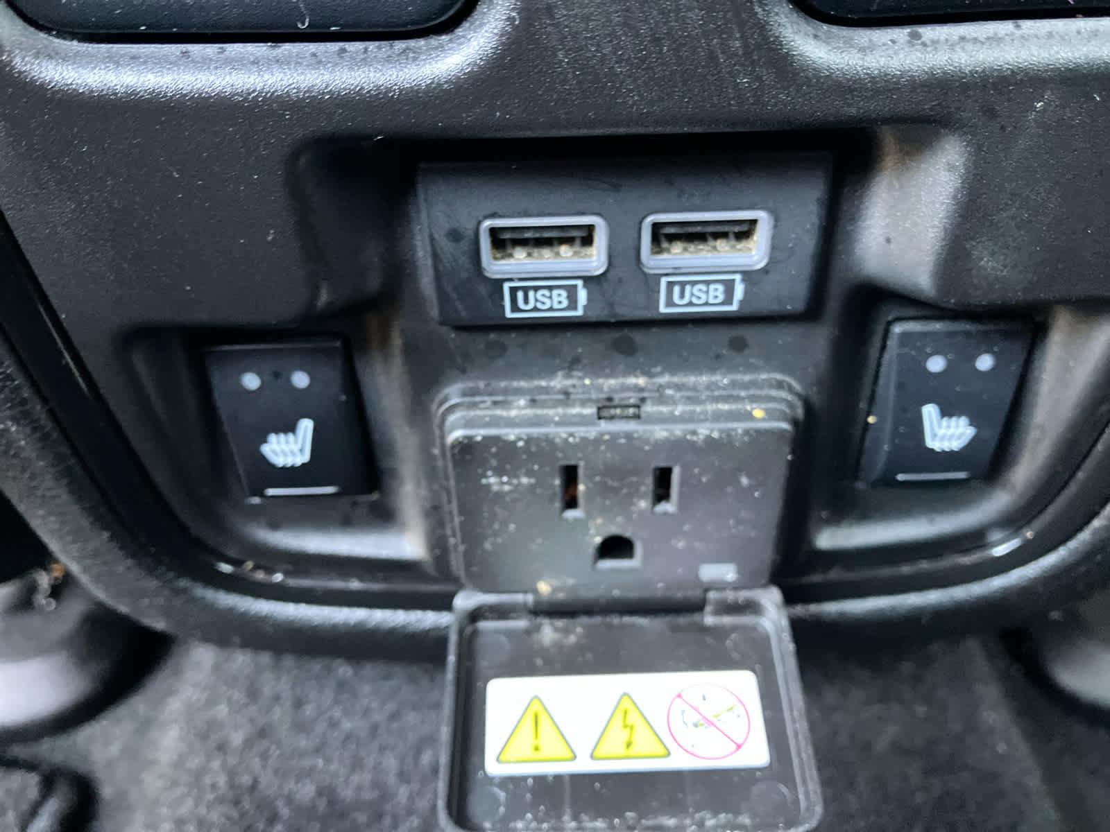 Used 2022 Dodge Durango R/T w/ Tow 'N Go Package image 40