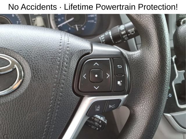 Used 2020 Toyota Sienna L FWD image 17