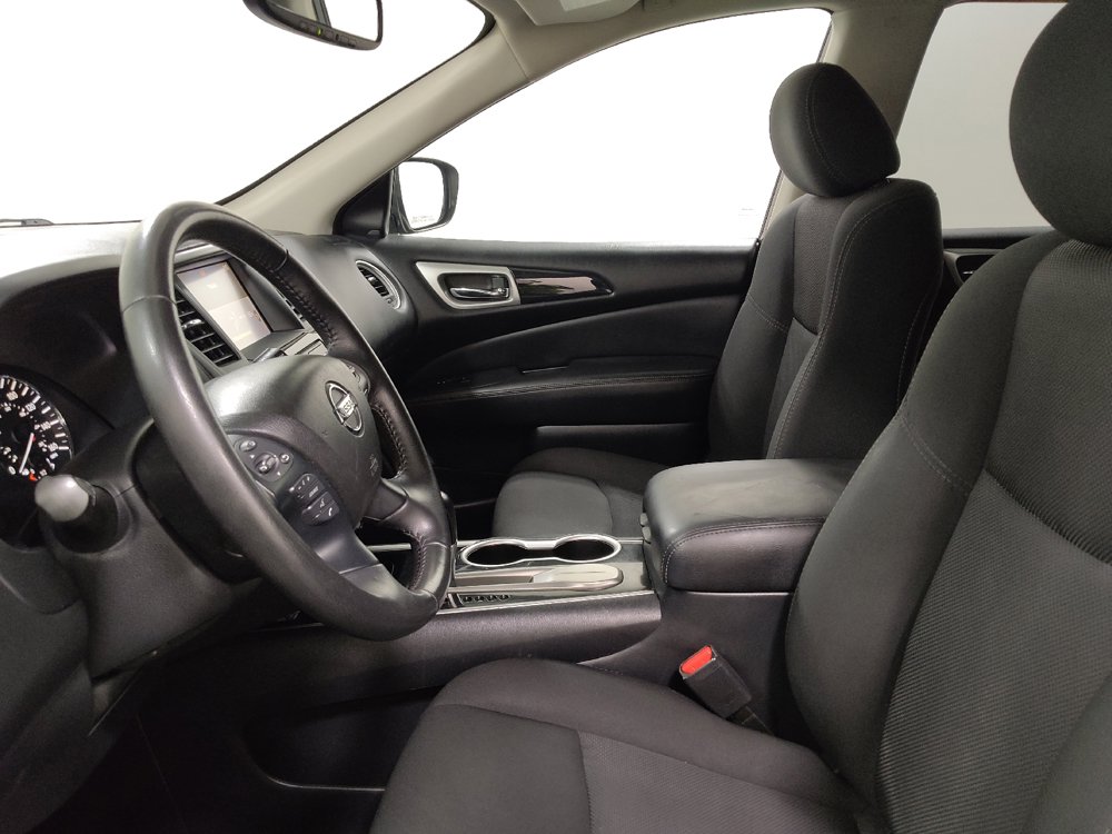 Used 2020 Nissan Pathfinder SV FWD image 17