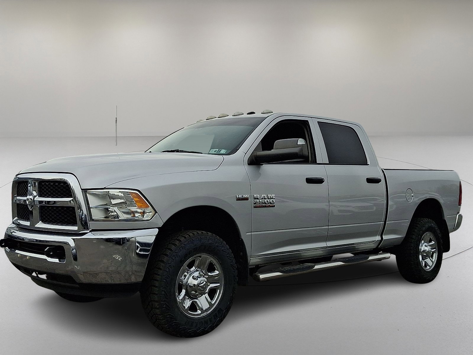 Used 2016 RAM 2500 Tradesman w/ Chrome Appearance Group image 5