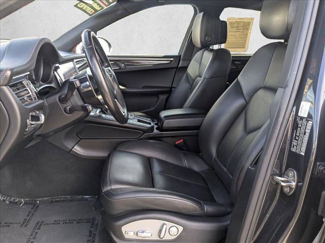Used 2020 Porsche Macan S AWD/4WD image 17