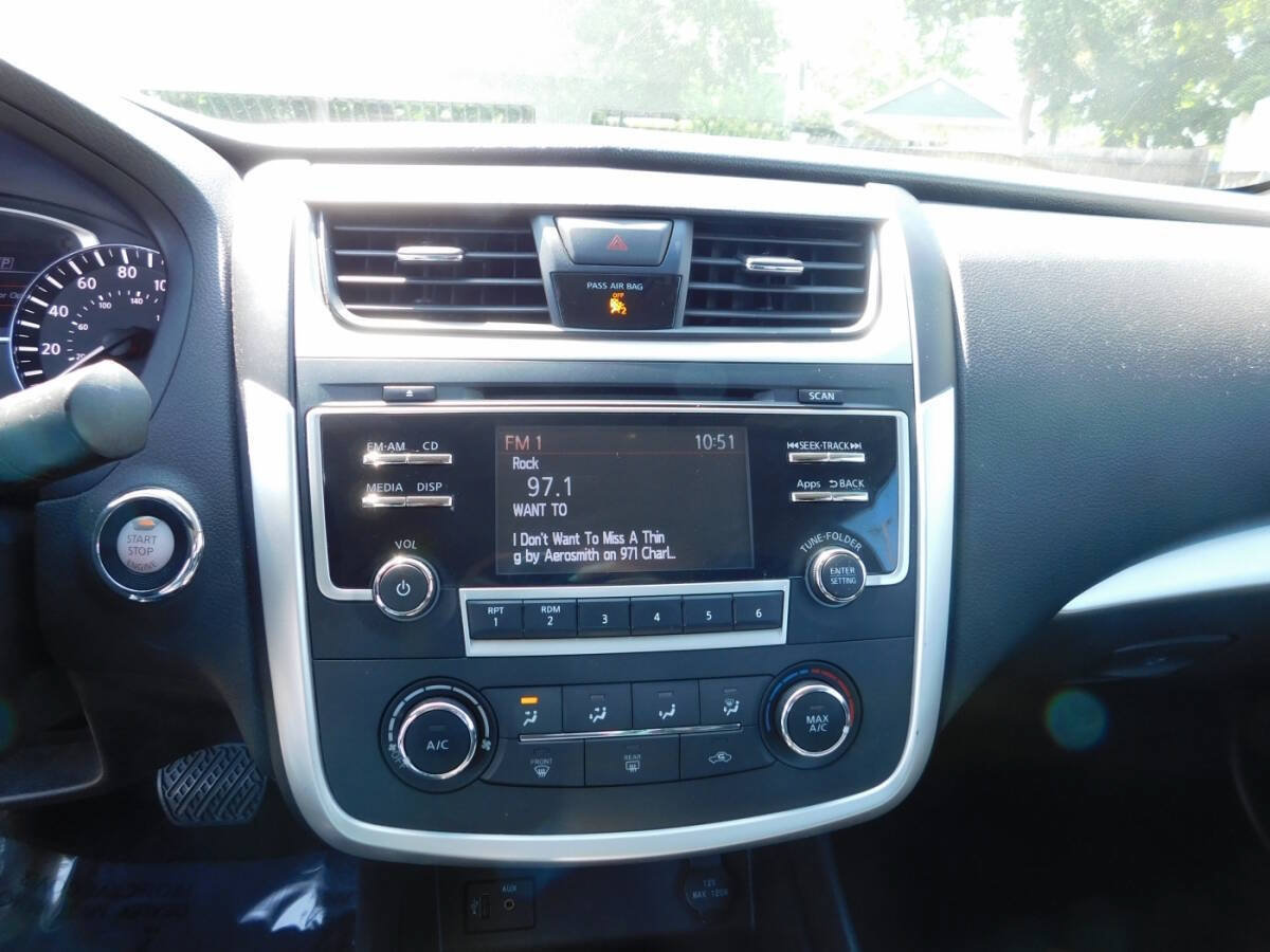 Used 2016 Nissan Altima 2.5 S w/ Power Driver Seat Package FWD image 10