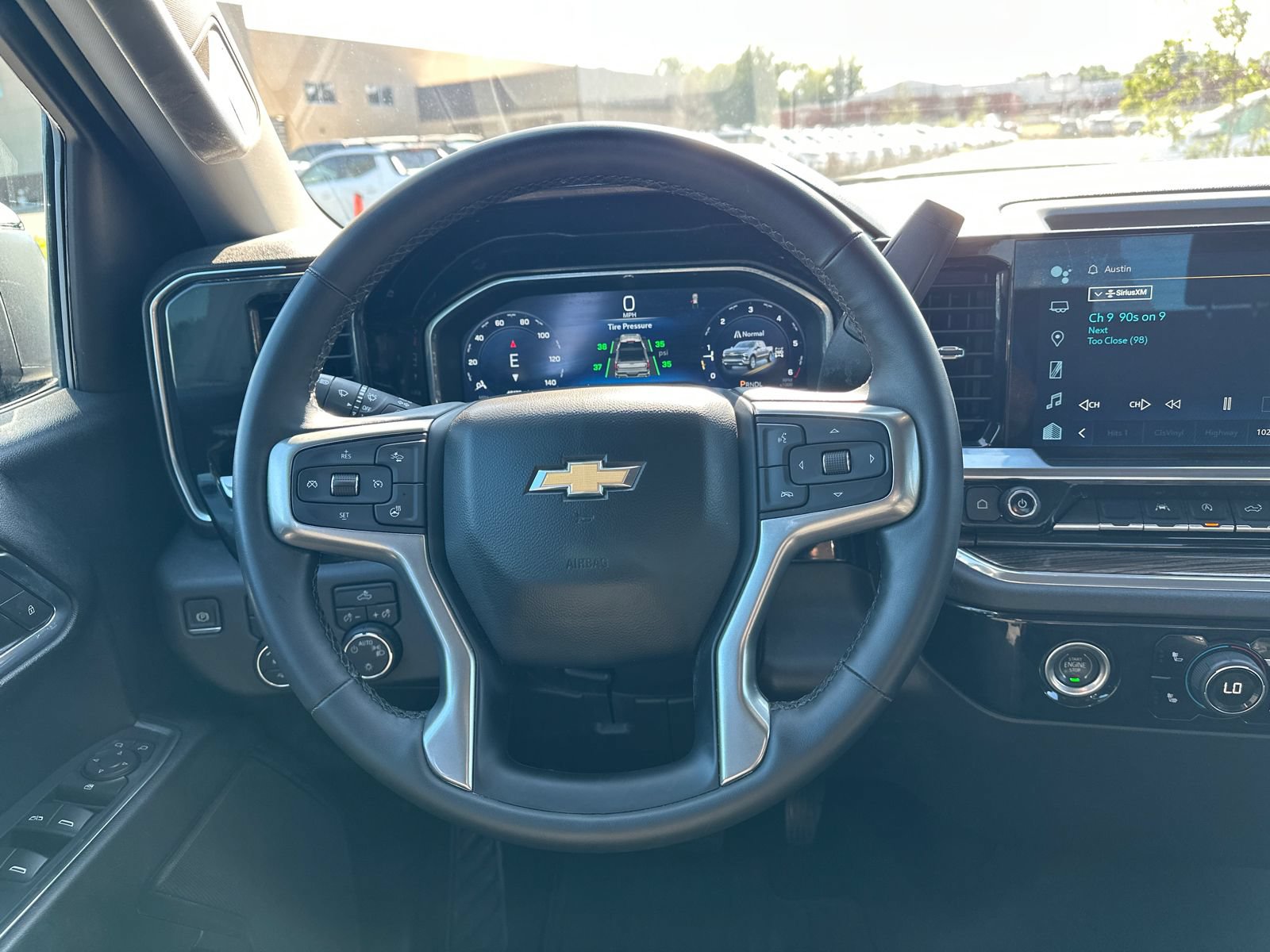 Used 2023 Chevrolet Silverado 1500 LT AWD/4WD image 19