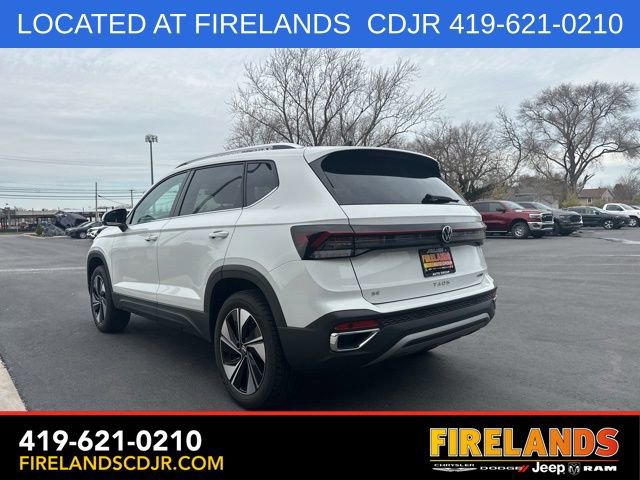 Used 2025 Volkswagen Taos SE AWD/4WD image 7