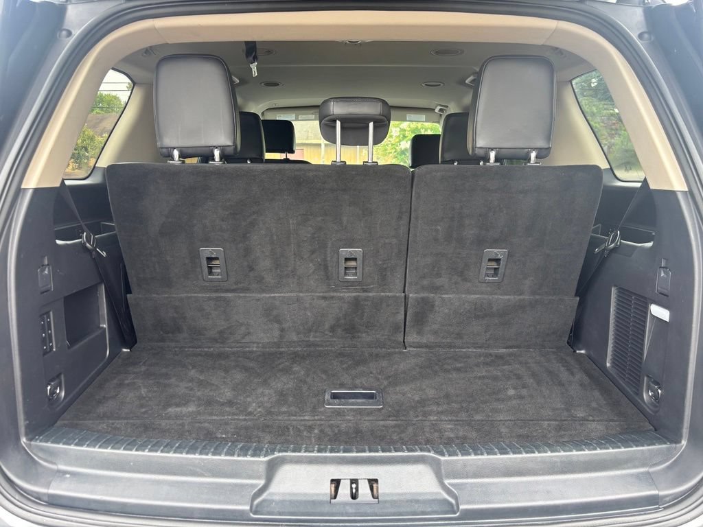 Used 2024 Ford Expedition XLT AWD/4WD image 11