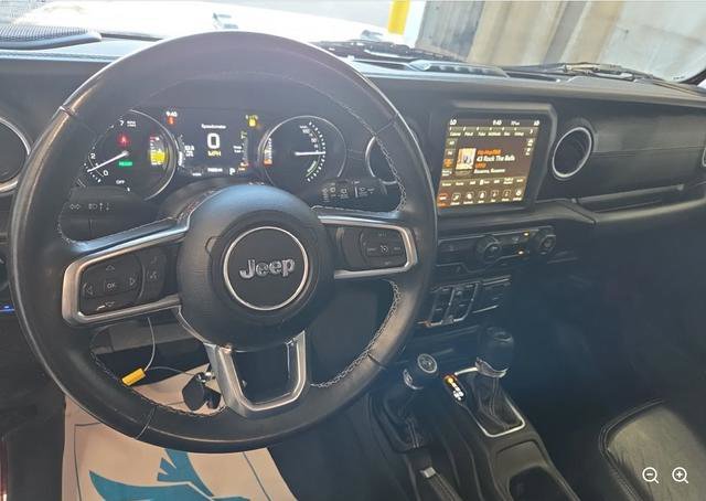Used 2022 Jeep Wrangler Unlimited Sahara 4xe image 9